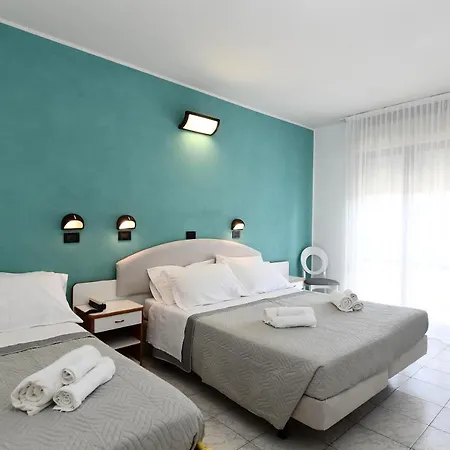 Criniera D'oro רימיני