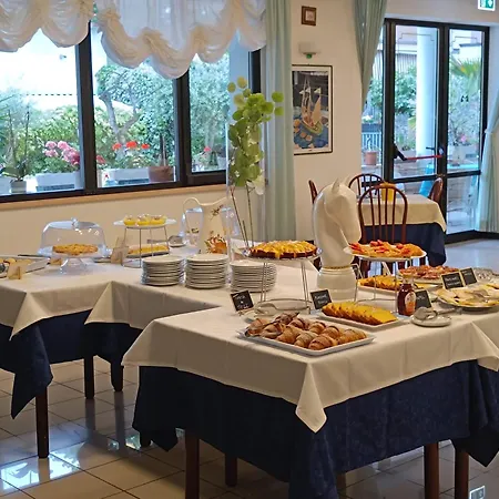 Criniera D'oro 3* Rimini