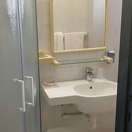Criniera D'oro Otel 3*