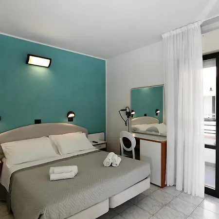 Criniera D'oro Hotel 3*